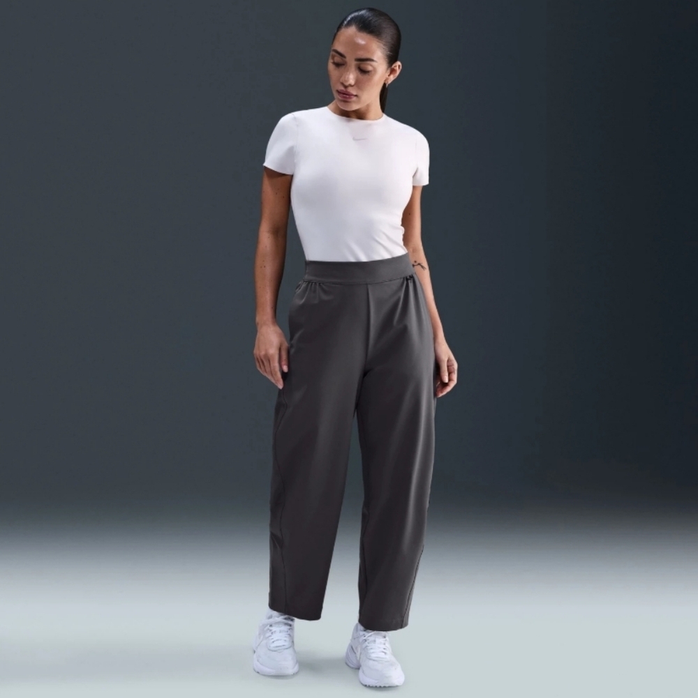 Nike Women's 24.7 Perfect Stretch Dri-FIT High-Waisted Barrel-Leg Pants